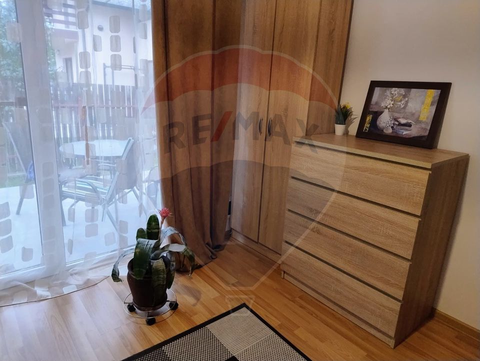 Duplex modern de închiriat  cu 5 camere în Floresti