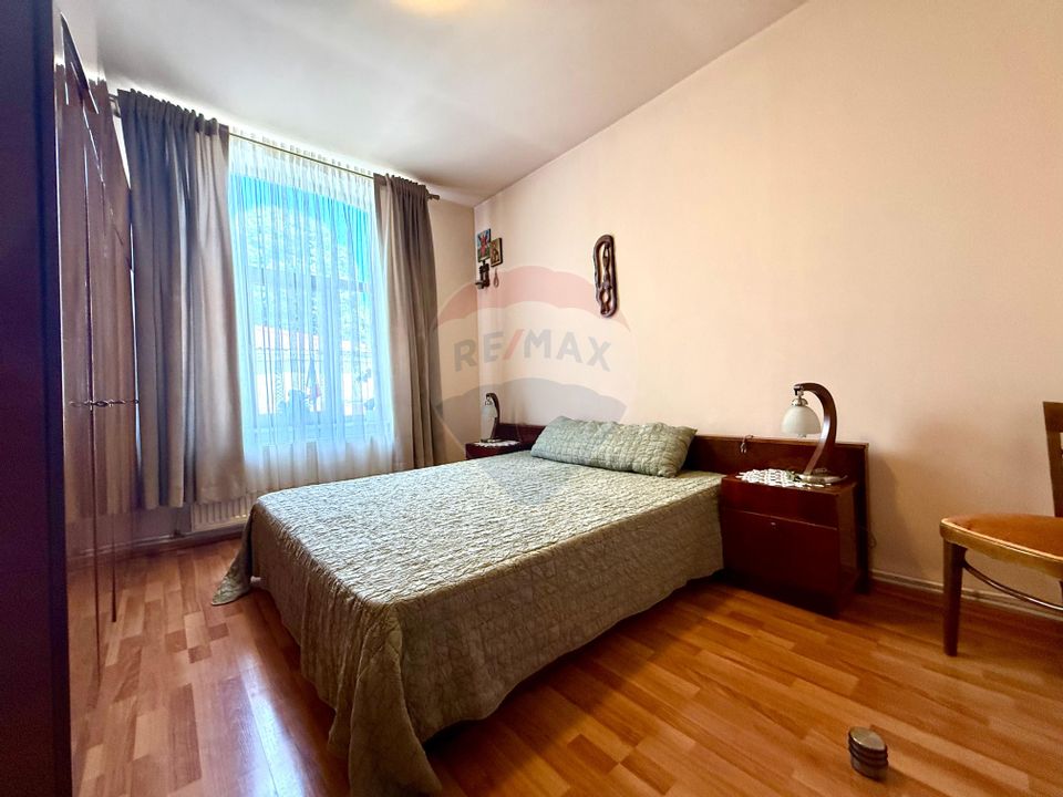 5 room House / Villa for sale, Central area