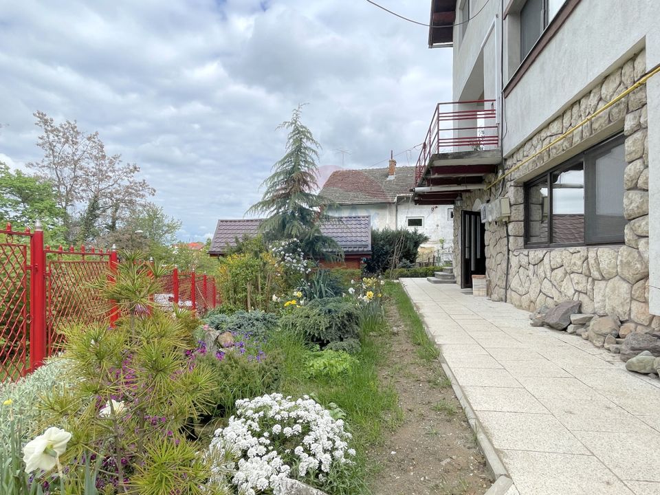 Apartament cu 2 camere de închiriat în zona Drumul Poienii