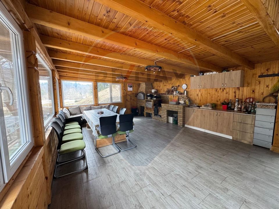 6 room House / Villa for sale