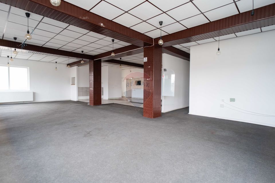 280sq.m Commercial Space for rent