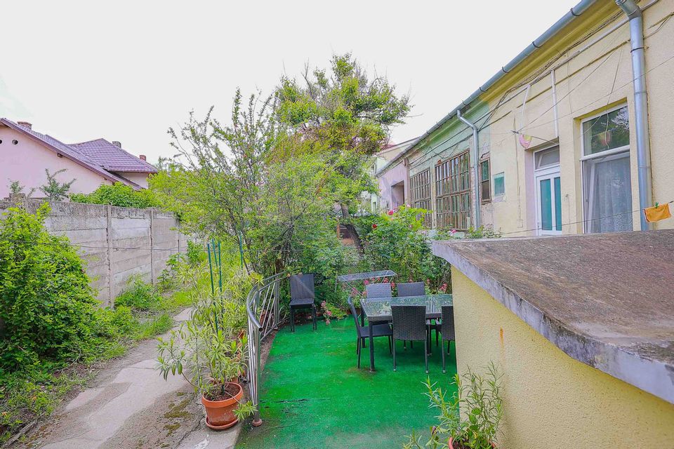 Spațiu ultracentral 171 mp, ideal clinică sau chirii multiple