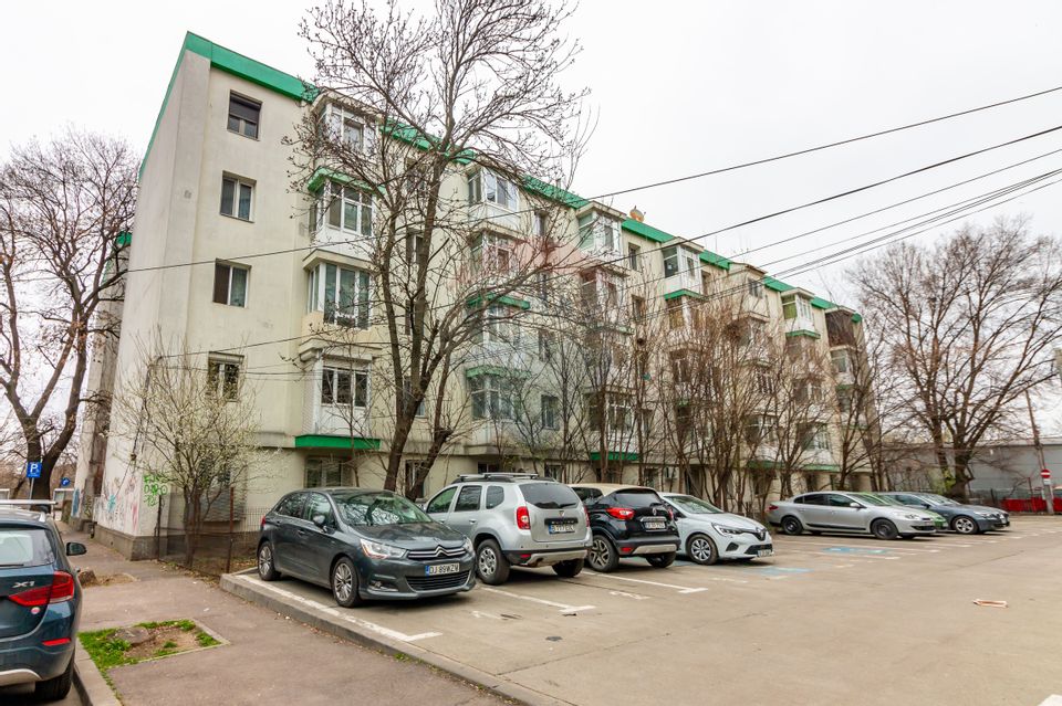 M6 Jiului | 2 camere | Superb Mobilat & Utilat | Etaj Intermediar