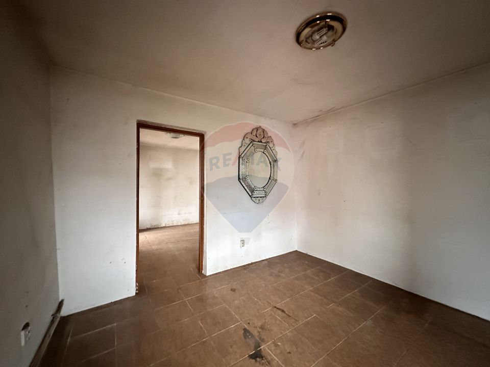 Land with house - 498 sqm Colentina/St. Nicolae Apostol