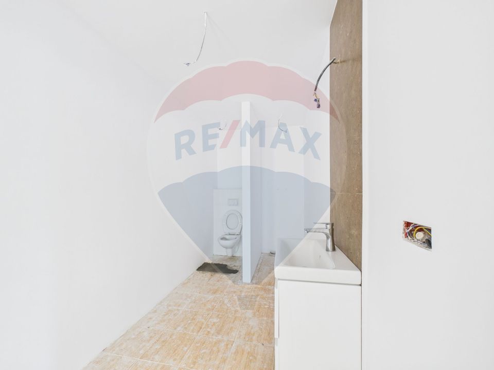 65sq.m Commercial Space for rent, Floreasca area