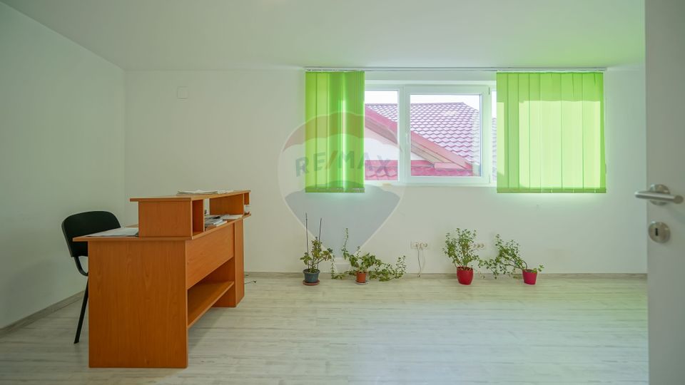 520sq.m Commercial Space for rent, Uzina 2 area