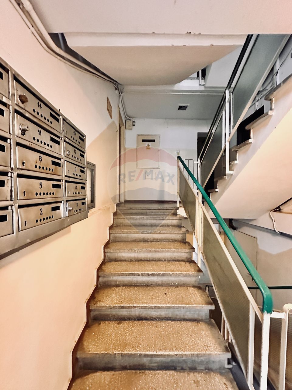 Apartament cu 3 camere | Drumul Taberei | 64 mp | 2/4 | metrou | parc