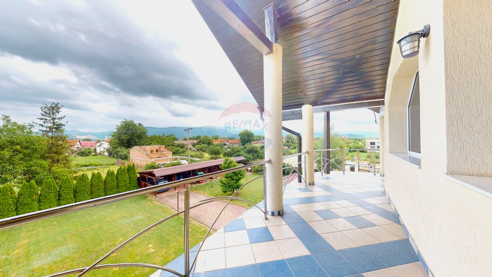 7 room House / Villa for sale, Ghimbav Livada area