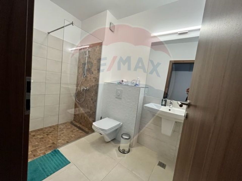 Inchiriere  Vilă cu 4 camere în zona Matei Millo