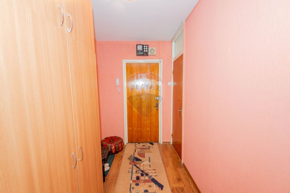 Studio, for sale, near Polytechnic University of Bucharest