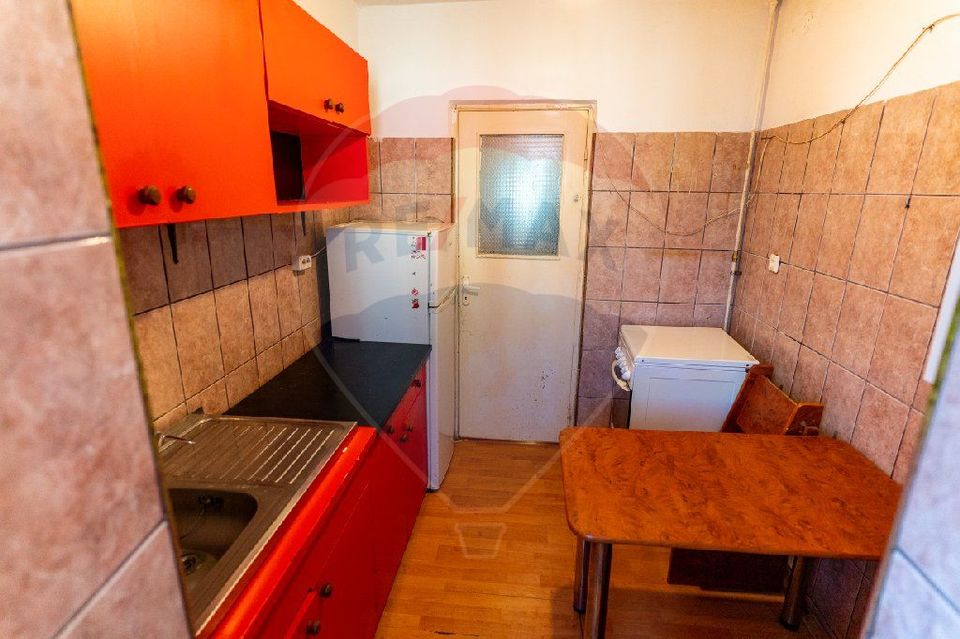 Apartament 2 camere de vanzare, Hunedoara