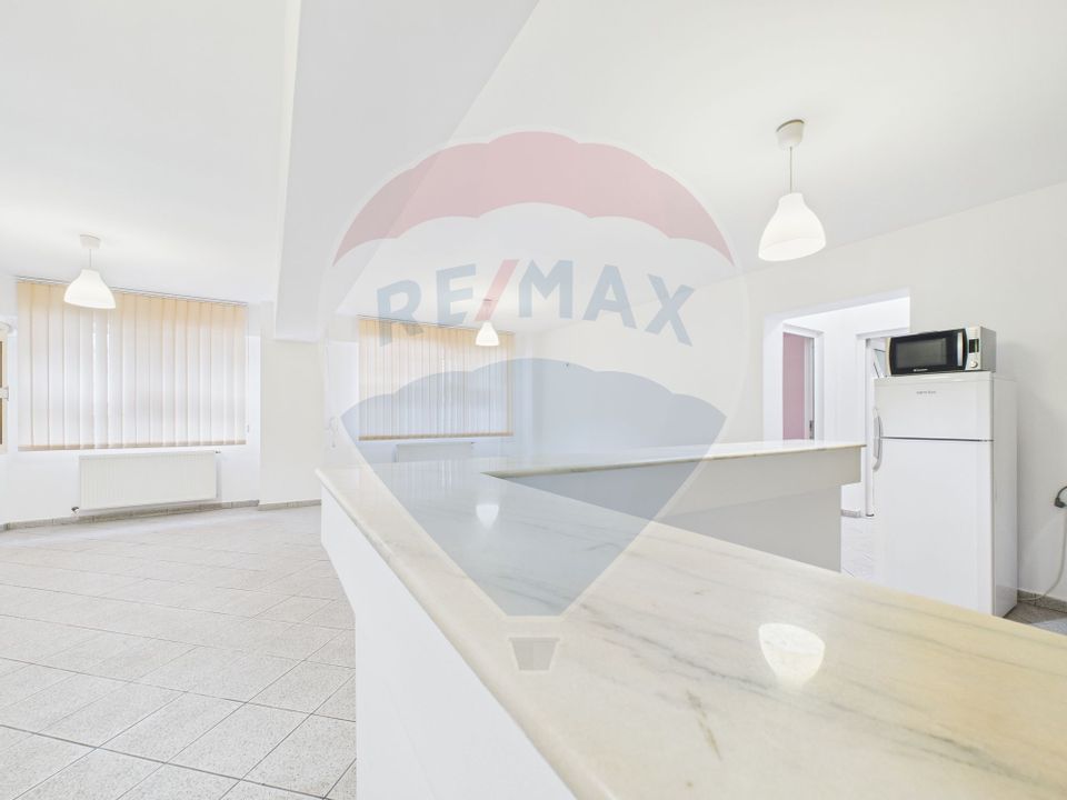 Apartament cu 2 camere spatios in zona Drumul Taberei/Plaza Mall