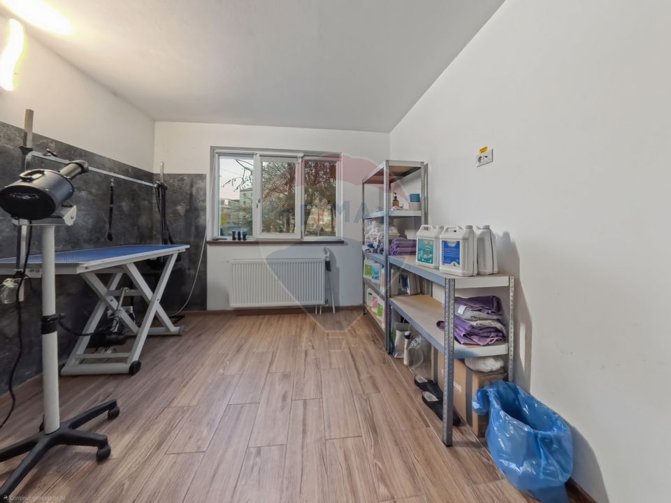 Rezervat! Spațiu comercial la parter de vânzare Mioritei - Bacau