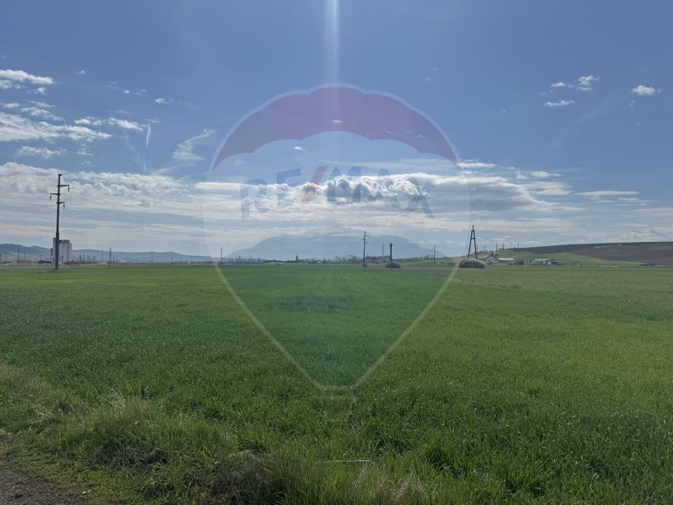 Teren cu potential industrial Luna de Jos, Dabaca