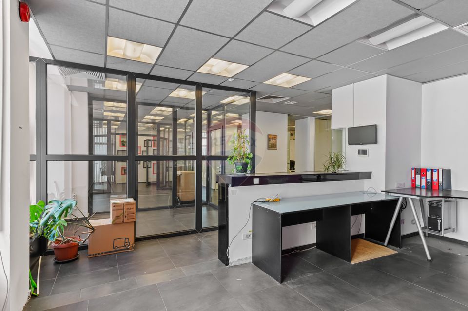 Spațiu comercial de închiriat în zona Piata Romana