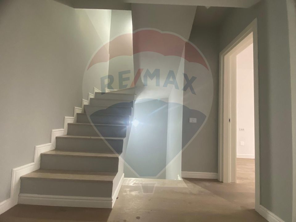 DE VANZARE Vila tip Quadruplex OTOPENI- Comision 0% - Dezvoltator