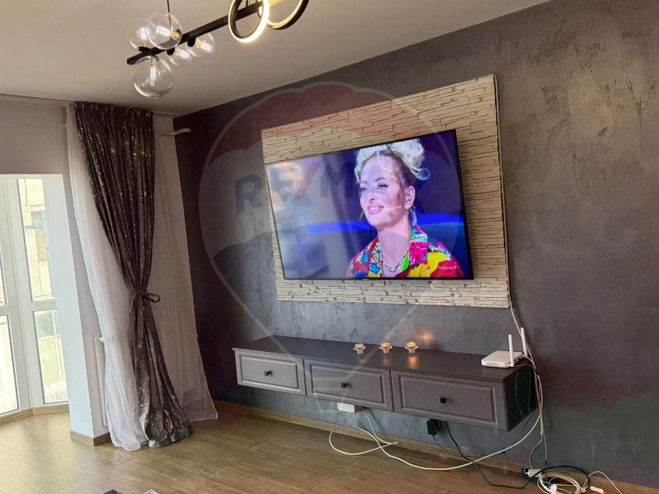 de inchiriat 3 camere, 70 mp, ultrafinisat, 3/4, centrala