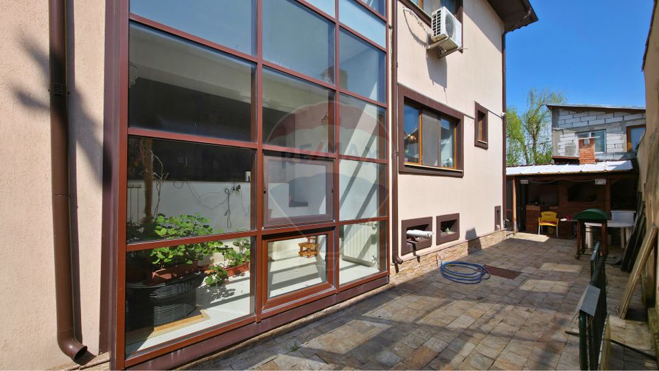 7 room House / Villa for sale, Giulesti area