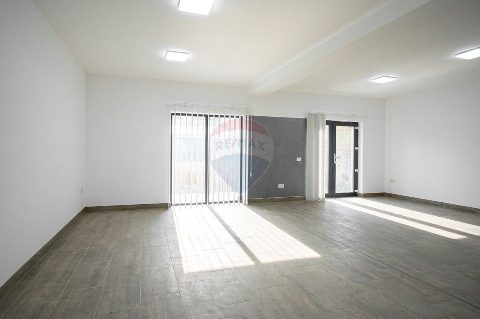 Casă nouă în Stupini: 4 camere, 3 băi și teren generos de 600 mp