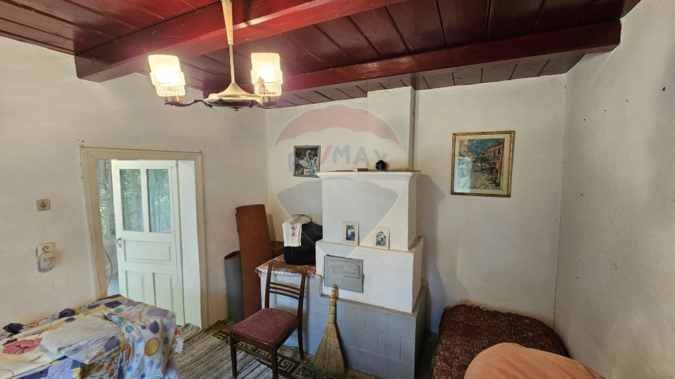 Casa  de vânzare cu teren 9200 mp, Pădureni-Șendriceni, Botoșani