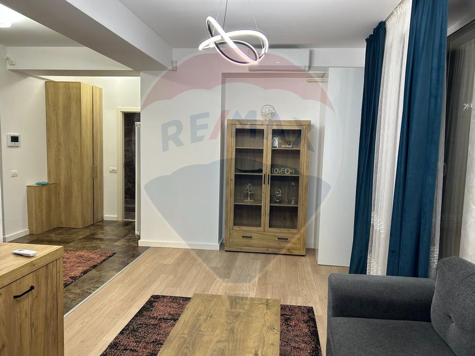 Apartament cu 2 camere de închiriat  lux  central zona Casa de Cultura