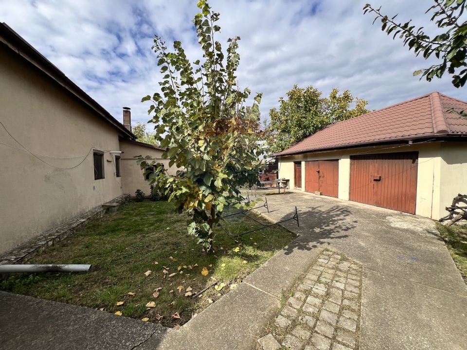 4 room House / Villa for sale, Central area