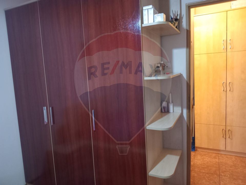 OCAZIE!!!Apartament 4 camere în zona Micalaca