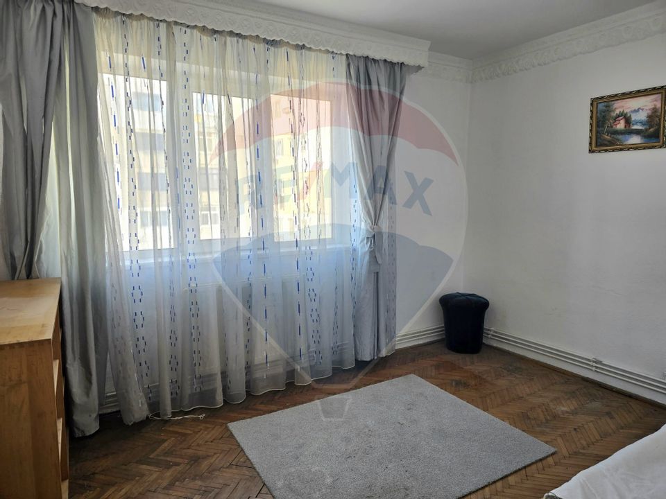 Apartament cu 2 camere de vânzare, zona Narcisa