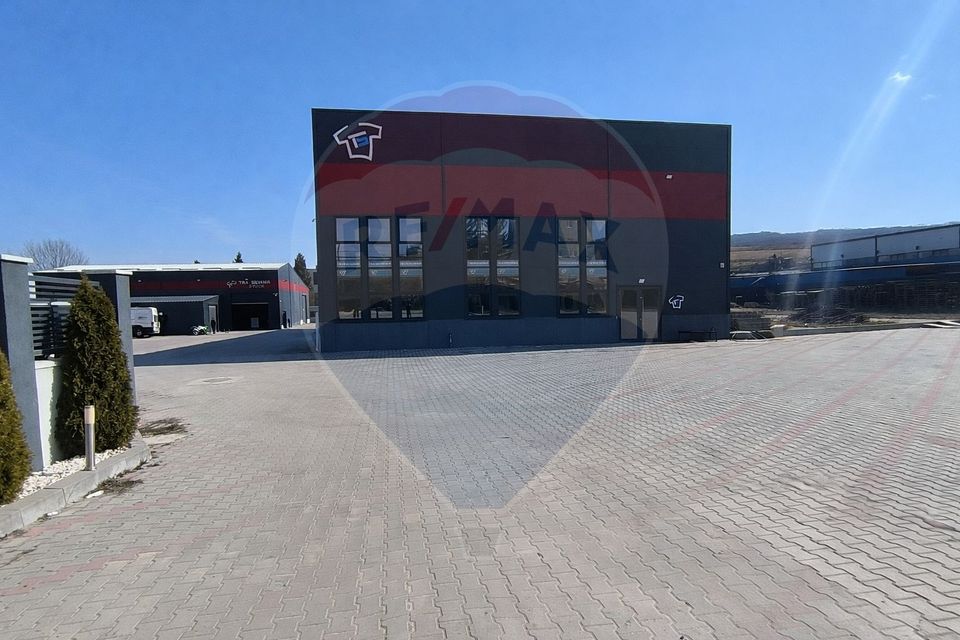 350sq.m Industrial Space for rent