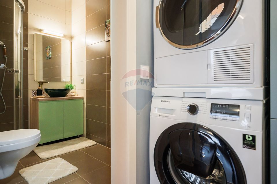 Apartament 3 camere tip duplex cu parcare si boxa la Maurer Residence