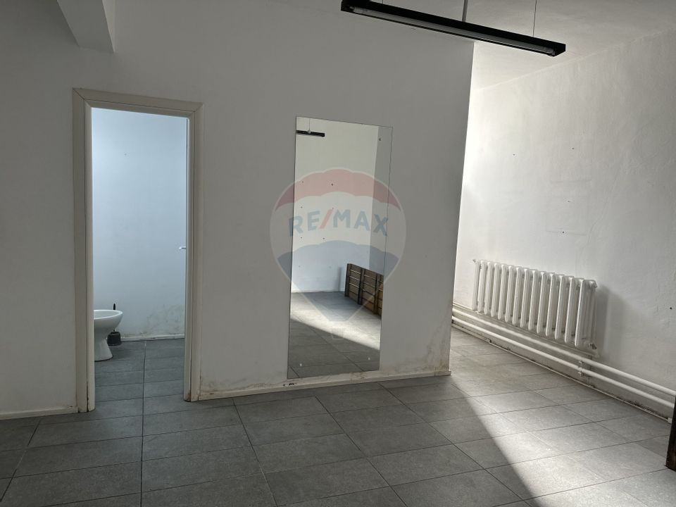 214sq.m Commercial Space for sale, Central area