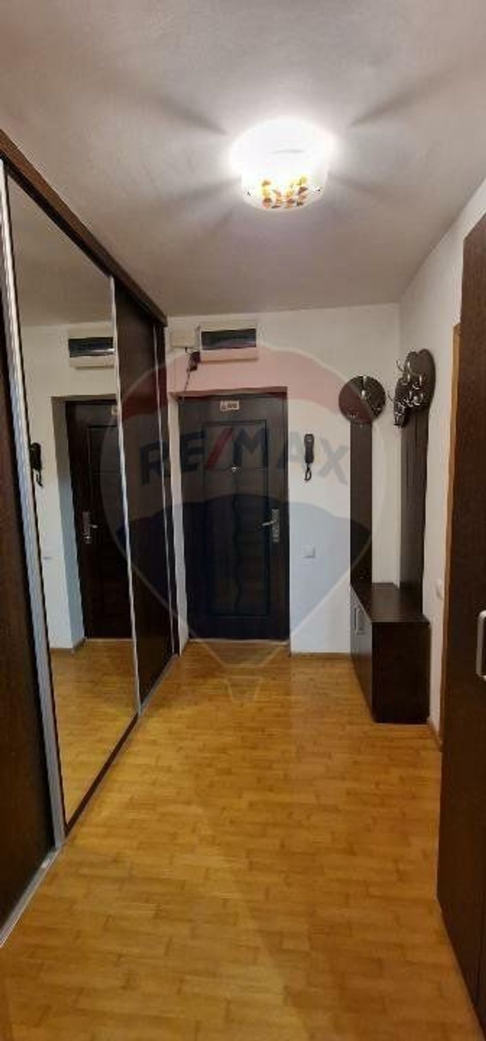 Apartament cu 2 camere Tineretului parc, stradal,mobilat,liber