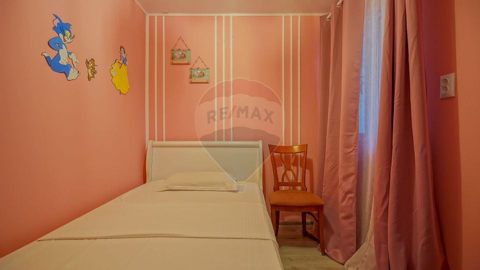 11 room Hotel / Pension for sale, Central area