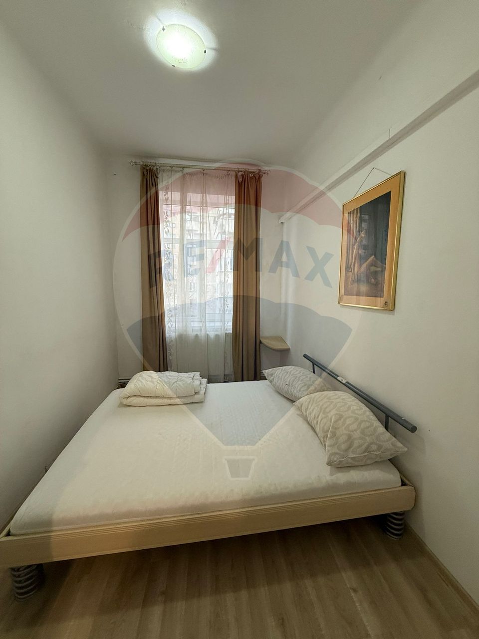 Apartament cu 3 camere de închiriat în zona Ultracentral