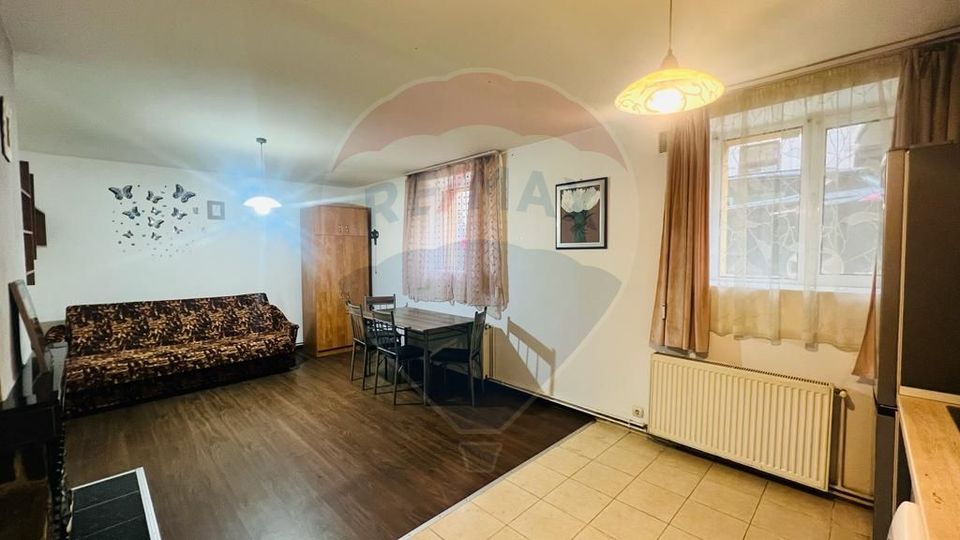 2 room Apartment for rent, Orasul Vechi area