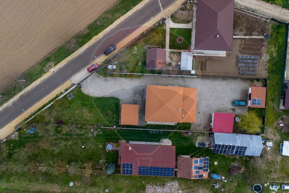 6 room House / Villa for sale