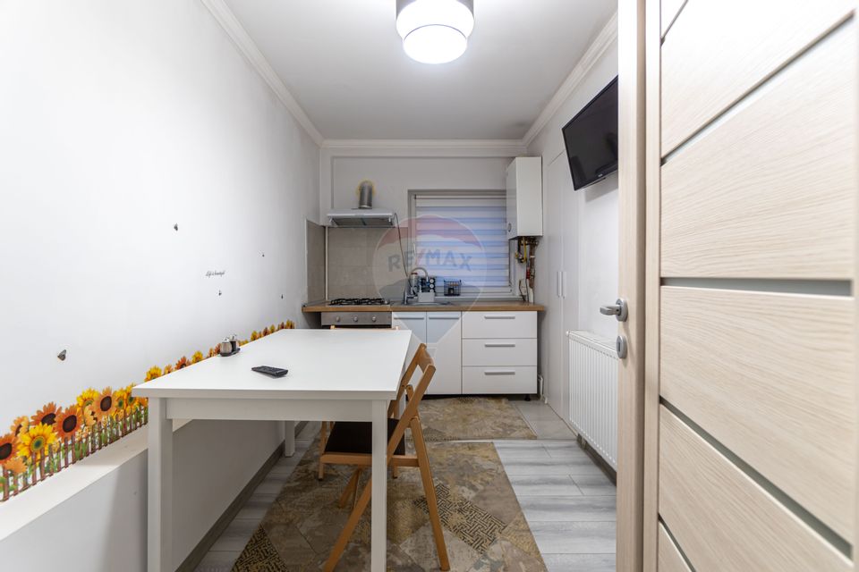 Apartament cu 2 camere de vânzare în zona Craiter