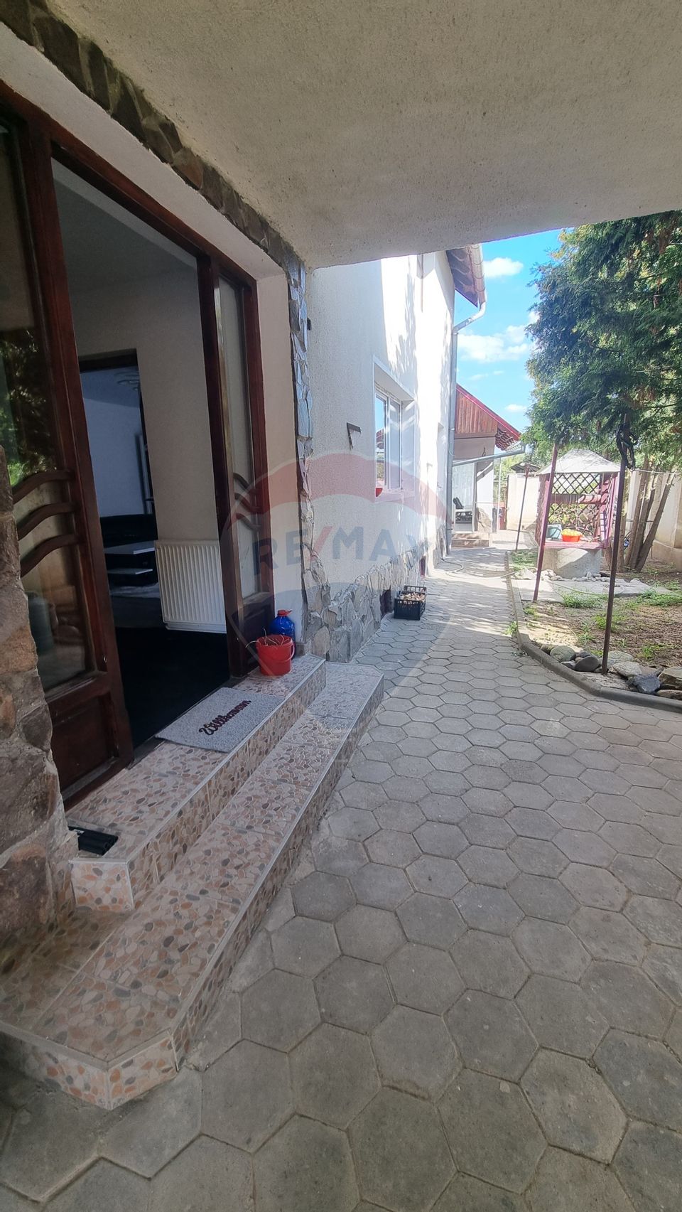 5 room House / Villa for sale