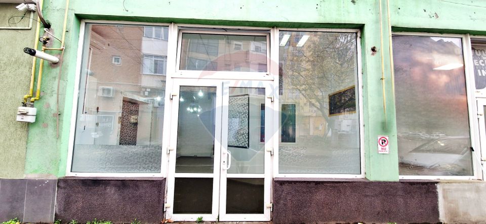 73sq.m Commercial Space for rent, UTA area