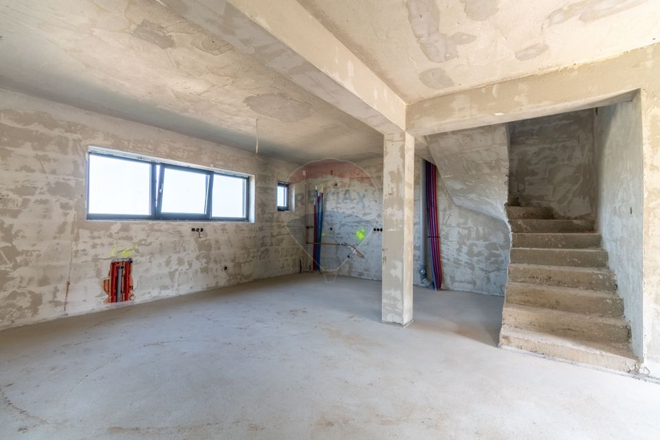 4 room House / Villa for sale