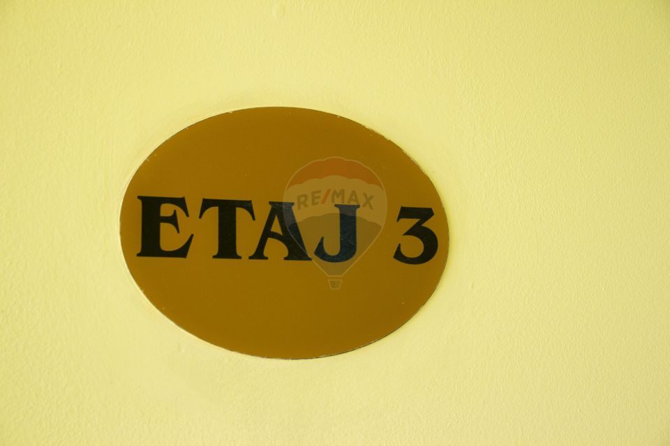 Hotel de vanzare la cateva minute de Podul Mogosoaia –Cu 40 de camere