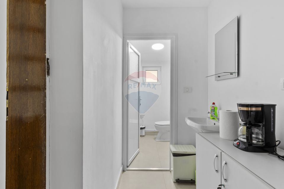 Cladire unica cu destinatii multiple de vanzare Ultracentral Arad