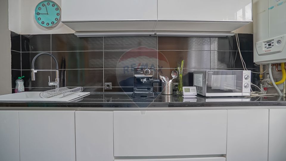 REZERVAT ! Apartament 3 camere Piața Teatrului