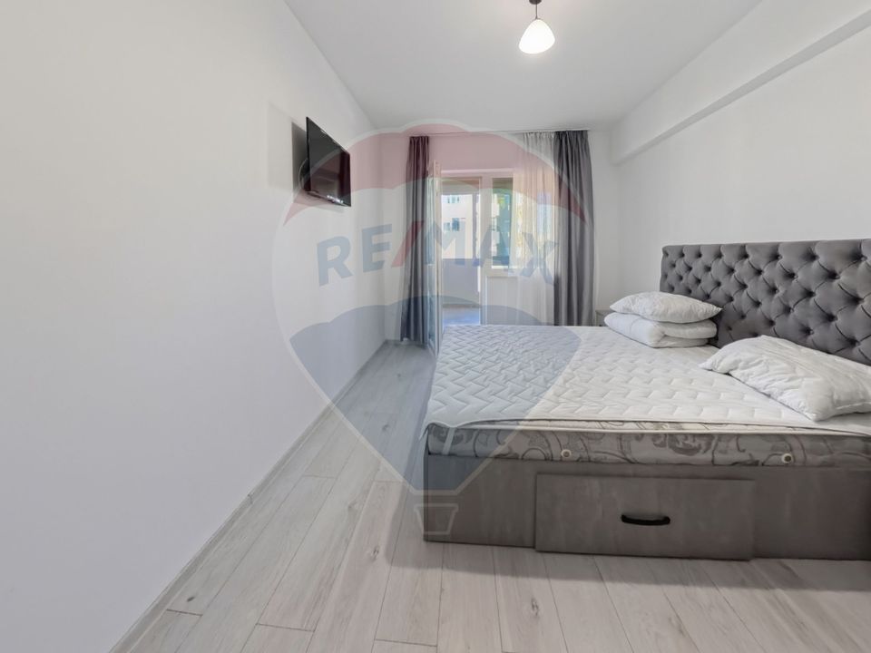 Apartament cu 2 camere de vanzare in Complex Bacovia - Fiald