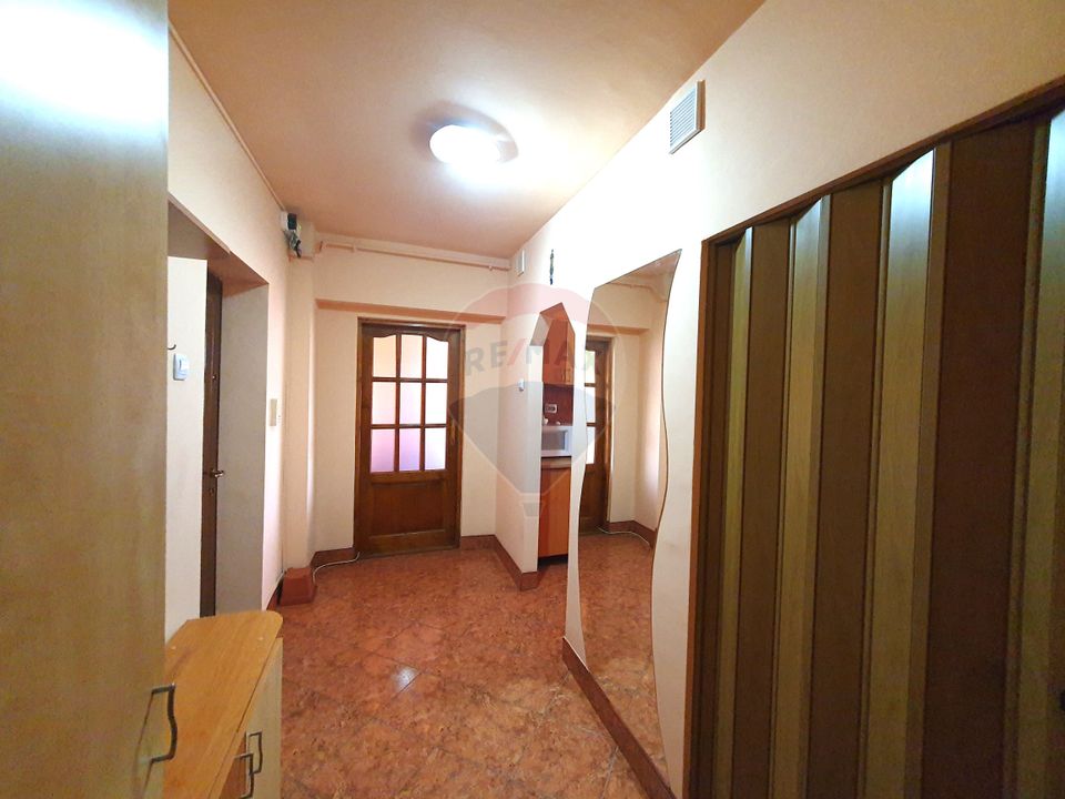 2 room Apartment for rent, Aurel Vlaicu area