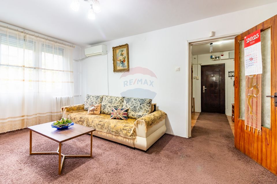 3-room apartment – Huedin street – rehabilitated block – quiet area