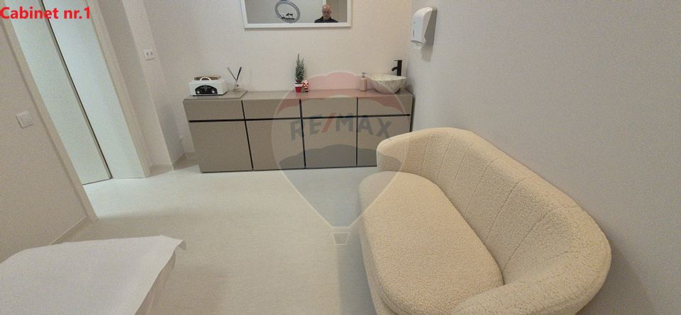 18sq.m Commercial Space for rent, Avantgarden area