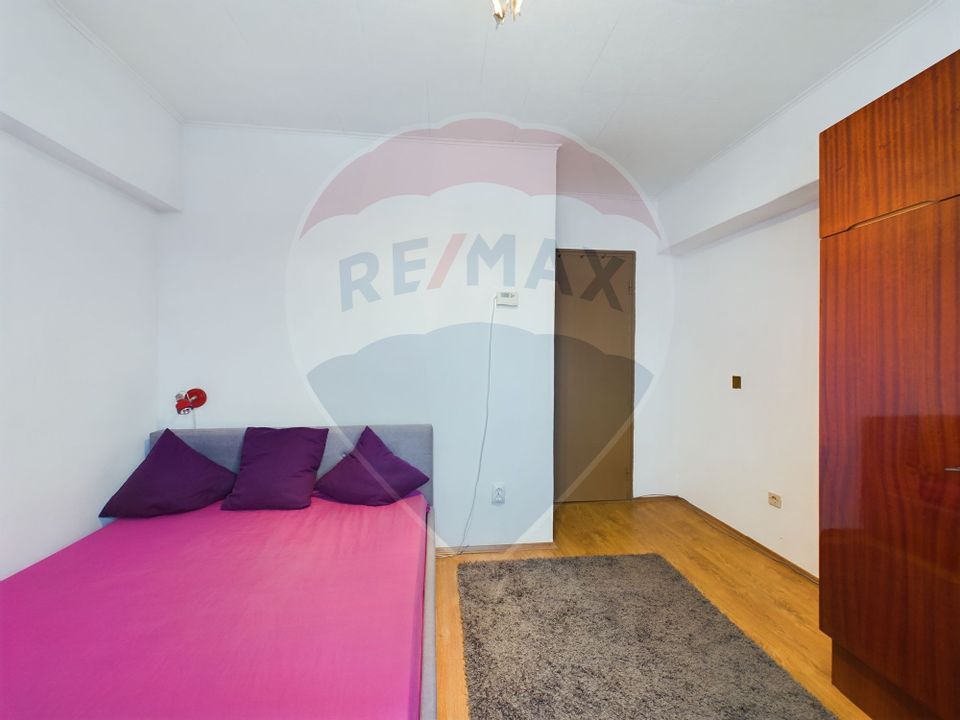 REZERVAT | Apartament cu 2 camere | Decomandat | Zona Astra | E-V |