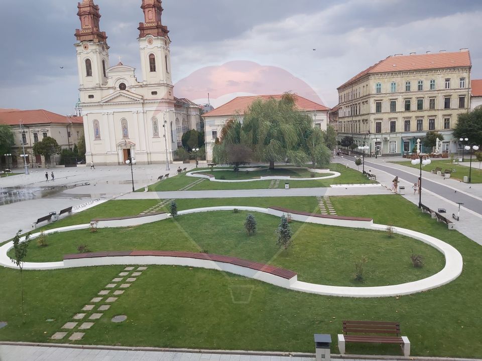 OCAZIE!!! Apartament 3 camere 187 mp Piata Catedralei