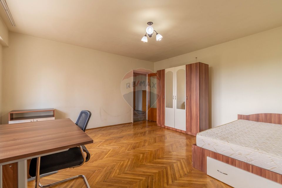 Apartament cu 4 camere, 107 mp. + boxa Confort sporit, Ale.Firiza Nr.8